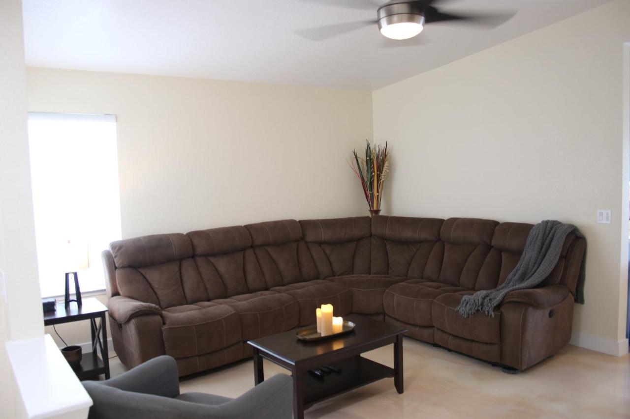 Villa Newly Remodeled Family Friendly 3B/2B House à Henderson Extérieur photo