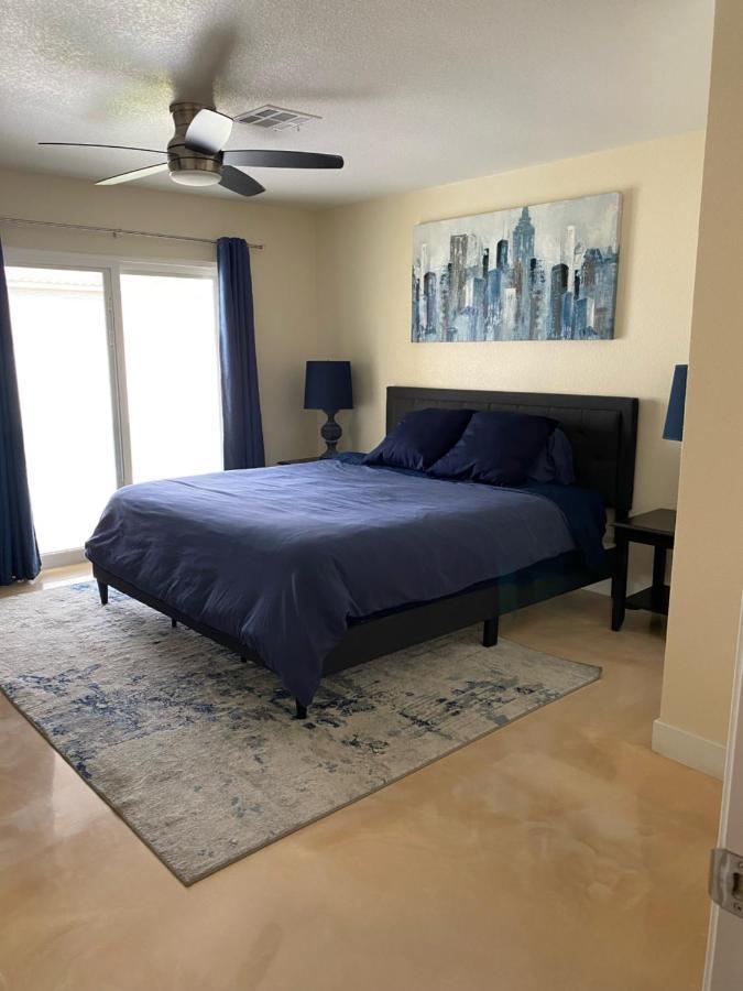 Villa Newly Remodeled Family Friendly 3B/2B House à Henderson Extérieur photo